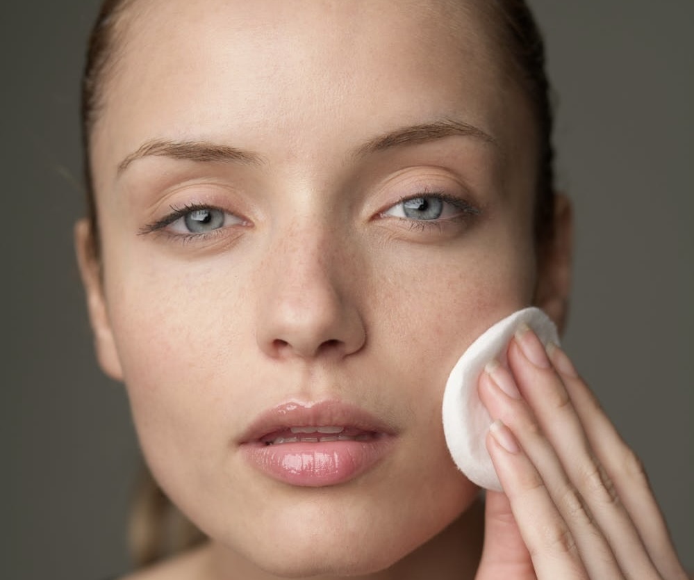 7 ret befriende grunde til at droppe makeuppen (i hvert fald indimellem)