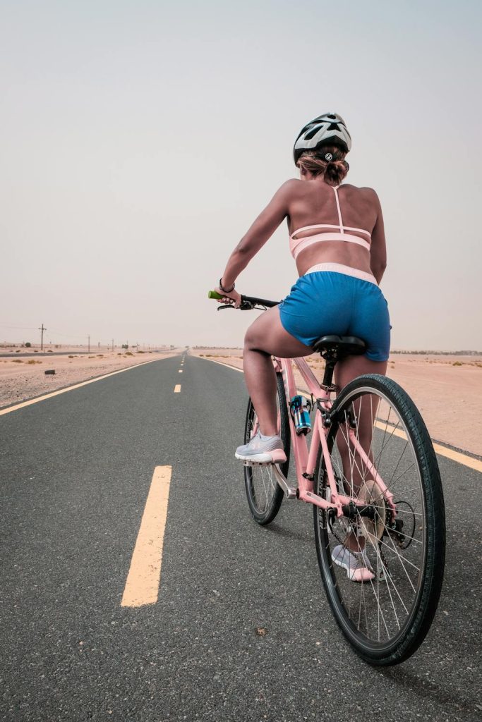 Hvornår skal du rejse hvorhen? En måned-for-måned guide til cykelrejser med stil og sved